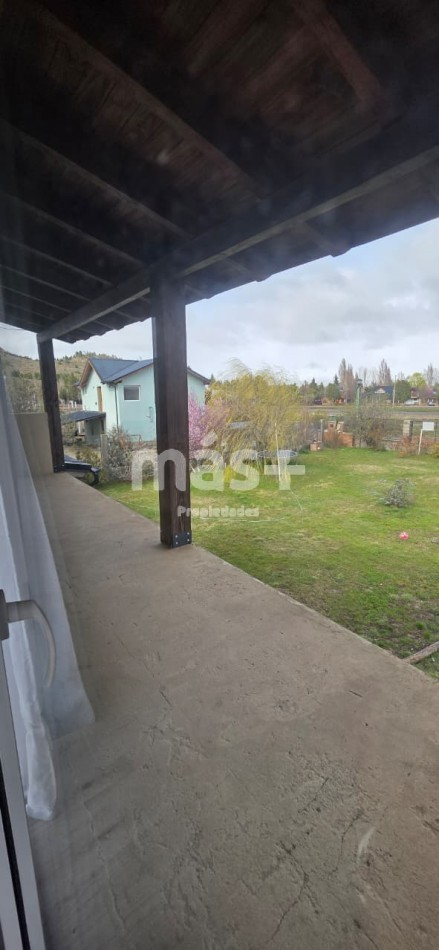 Casa 4 dormitorios, playroom, parque y garage doble - Dina Huapi