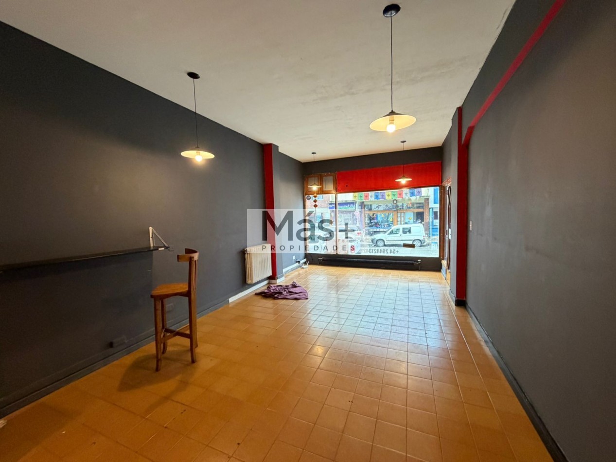 Venta local sobre Mitre 